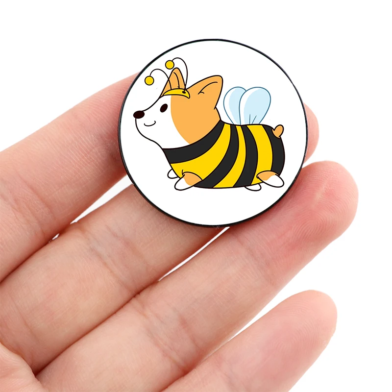 

Corgi Bee Printed Pin Custom Funny vintage Brooches Shirt Lapel teacher Bag Cute Badge Cartoon pins for Lover Girl Friends