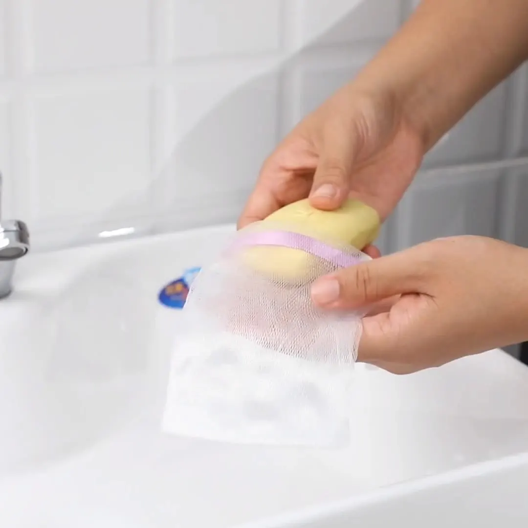 2Pcs Facial Cleanser Manual Foaming Net Bag Wash Face Soap Bag Mesh Soap Storage Bag Foam Maker Net Bags Bath Shower Foaming Net
2Pcs Facial Cleanser Manual Foaming Net Bag Wash Face Soap Bag Mesh Soap Storage Bag Foam Maker Net Bags Bath Shower Foaming Net