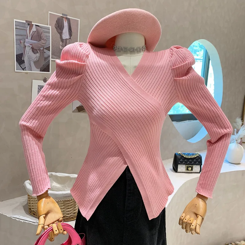 New in Women's Clothing 2022 Autumn Winter Design V Neck knit shirt Versatile solid color puff long sleeve pullover sweater top
New in Women's Clothing 2022 Autumn Winter Design V Neck knit shirt Versatile solid color puff long sleeve pullover sweater top