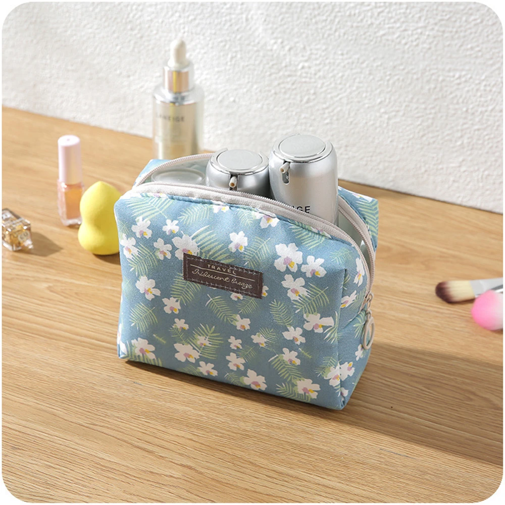 1PC Portable Cosmetic Bag Mini Female Cosmetic Organizer Box Cotton Wash Makeup Home Travel Toiletry Storage Bag Beauty Case
1PC Portable Cosmetic Bag Mini Female Cosmetic Organizer Box Cotton Wash Makeup Home Travel Toiletry Storage Bag Beauty Case