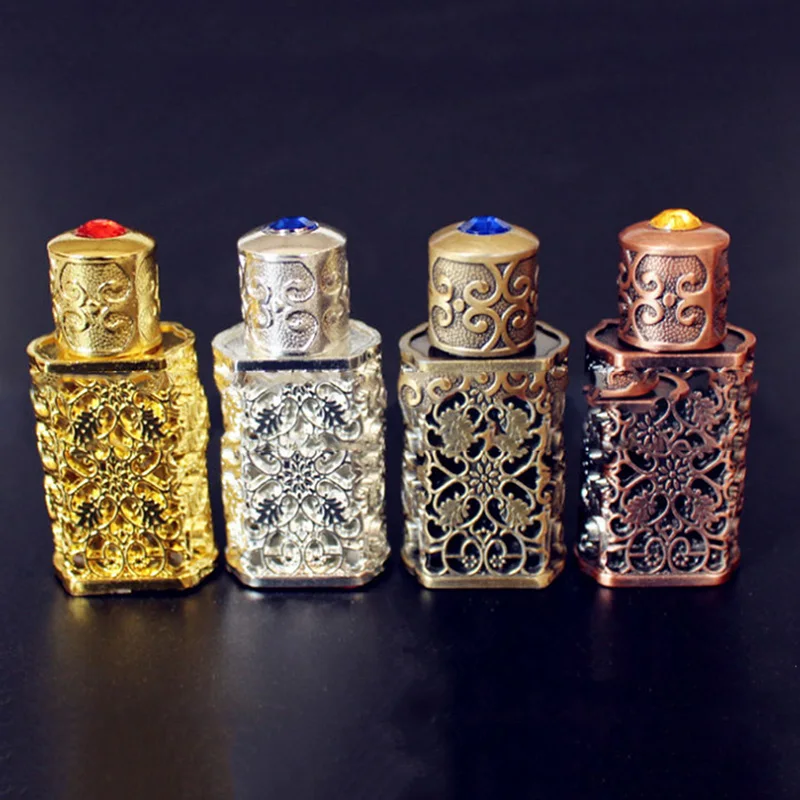 3ML Retro Metal Perfume Bottle Arabian Style Essential Oil Bottle Container Royal Glass Bottle Wedding Party Decoration Gift
3ML Retro Metal Perfume Bottle Arabian Style Essential Oil Bottle Container Royal Glass Bottle Wedding Party Decoration Gift