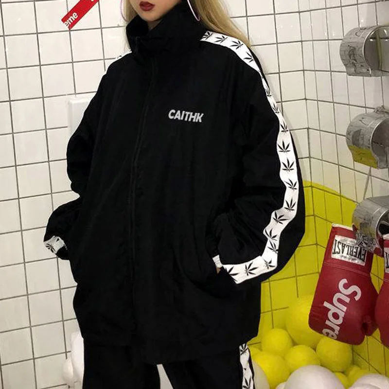 Jacket Harajuku Bomber Female Coat 2022 Plus size Women Outerwear Spring Casacos Femininos Lady Clothes Baseball Zip Streetwear
Jacket Harajuku Bomber Female Coat 2022 Plus size Women Outerwear Spring Casacos Femininos Lady Clothes Baseball Zip Streetwear