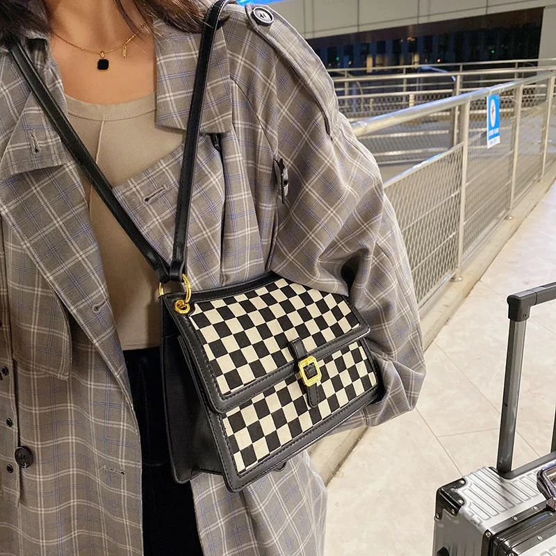 This year's popular checkerboard bag women's 2021 new fashion niche ins Versatile Single Shoulder Bag personalized armpit bag
This year's popular checkerboard bag women's 2021 new fashion niche ins Versatile Single Shoulder Bag personalized armpit bag