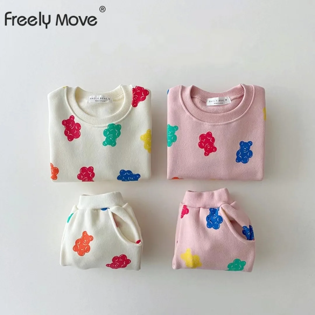 Freely Move Kids Clothing Set 2022 Autumn Winter Boys Suit Cartoon Bear Sweatershirt+Sports Pants Girl Two Piece Suit
Freely Move Kids Clothing Set 2022 Autumn Winter Boys Suit Cartoon Bear Sweatershirt+Sports Pants Girl Two Piece Suit