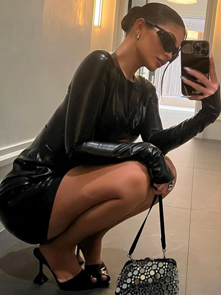 Sunny y.j. Pu Leather Long Sleeves O Neck Zip Up Sexy Bodycon Mini Prom Dress Autumn Fashion Women Outfit Evening Party Dress
Sunny y.j. Pu Leather Long Sleeves O Neck Zip Up Sexy Bodycon Mini Prom Dress Autumn Fashion Women Outfit Evening Party Dress