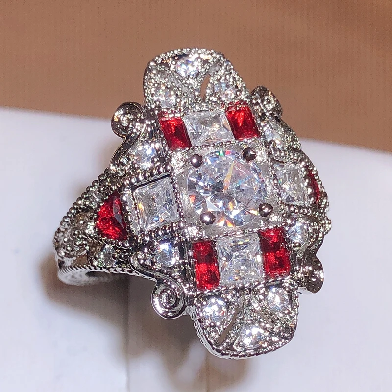 Exaggerated Courtly Light Luxury Topaz Sapphire Ring Floral Pattern Hollowed Accessories For Women Party Birthday Jewelry Gift
Exaggerated Courtly Light Luxury Topaz Sapphire Ring Floral Pattern Hollowed Accessories For Women Party Birthday Jewelry Gift