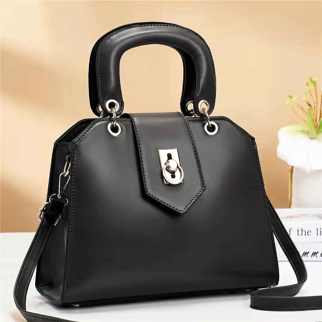 2022 New Versatile One-shoulder Solid Color Messenger Bag Large-capacity Fashion Ladies Hand Handbag Famous Luxury Designer Cc
2022 New Versatile One-shoulder Solid Color Messenger Bag Large-capacity Fashion Ladies Hand Handbag Famous Luxury Designer Cc