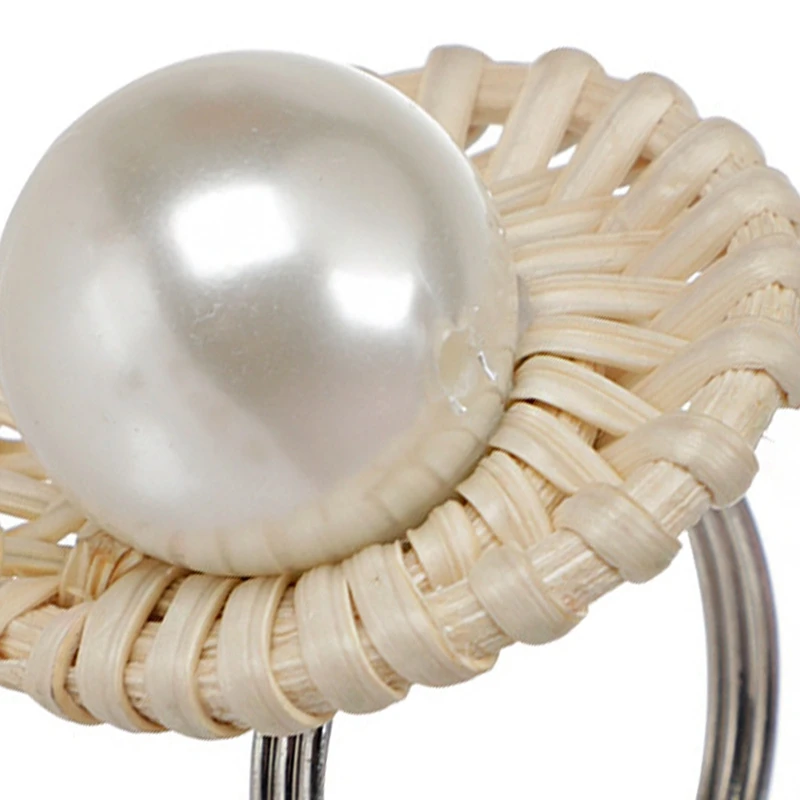6Pcs Handmade Rattan Napkin Rings, Modern Simple Vintage Napkin Rings For Table Setting,Pearl Napkin Buckles For Wedding
6Pcs Handmade Rattan Napkin Rings, Modern Simple Vintage Napkin Rings For Table Setting,Pearl Napkin Buckles For Wedding
