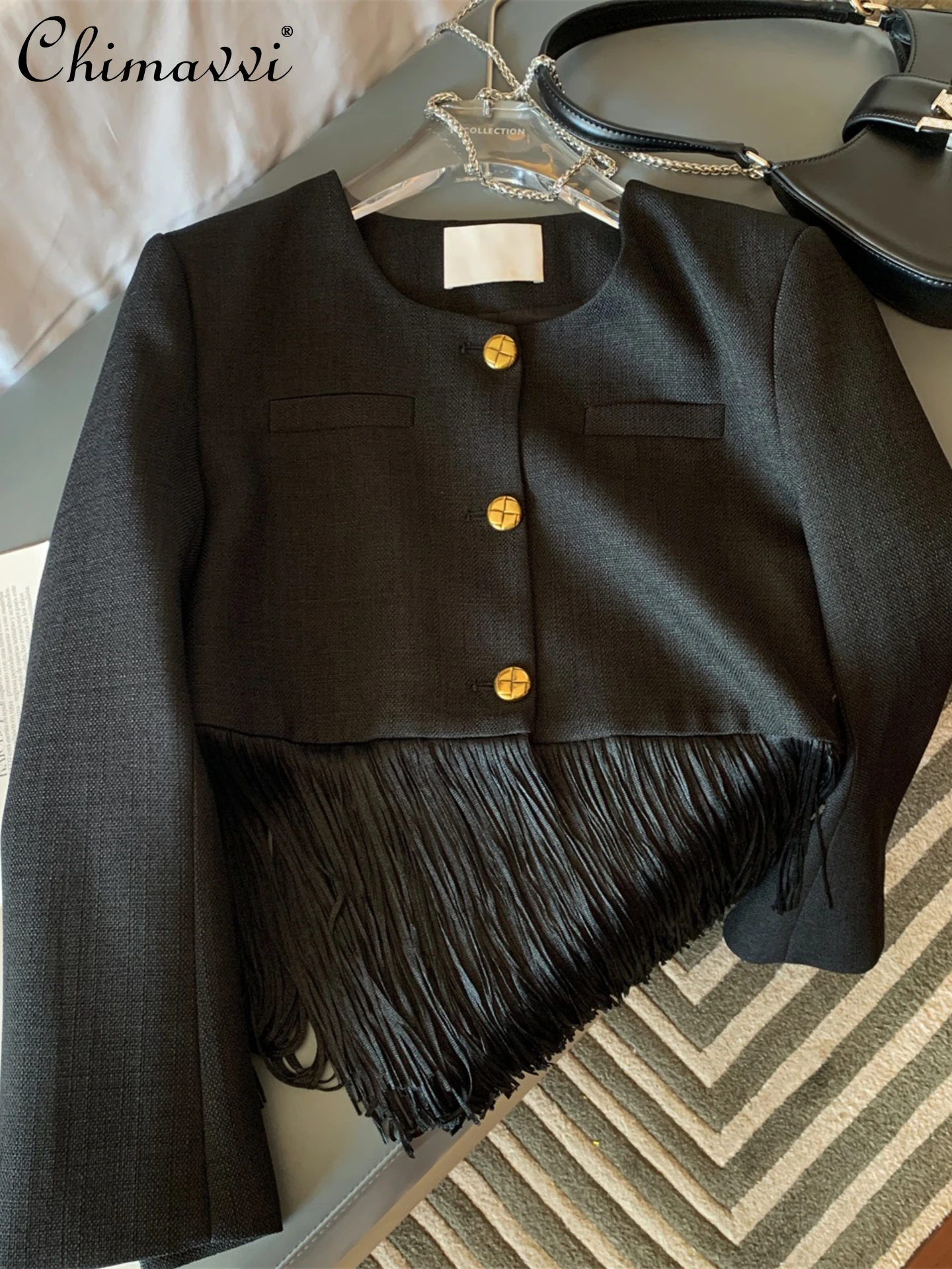 Fashion Design Tassel Stitching Black Long Sleeve Sleeve Suit Jacket 2022 Autumn New Light Luxury Woven Baggy Coat All-Matching
Fashion Design Tassel Stitching Black Long Sleeve Sleeve Suit Jacket 2022 Autumn New Light Luxury Woven Baggy Coat All-Matching