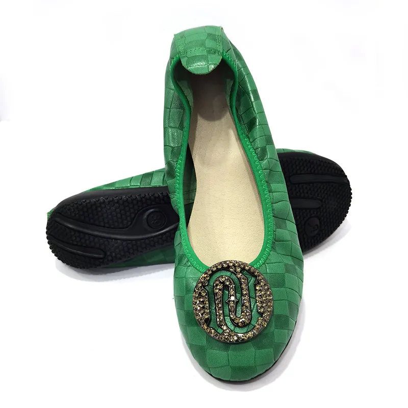 Женские туфли на мягкой подошве, с круглым носком, со стразами, Размеры 35-45
Женские туфли на мягкой подошве, с круглым носком, со стразами, Размеры 35-45