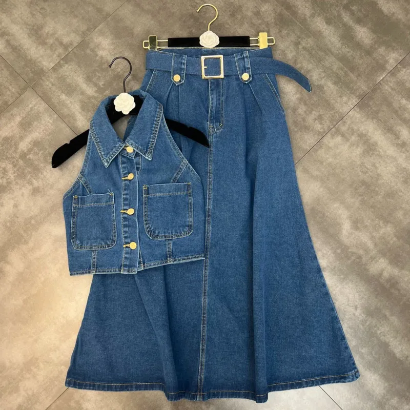 BORVEMAYS 2023 Summer New Two-piece Sets Denim Lapel Sleeveless Single-breasted Tops + Knee-length A-line Skirts Fashion Trend
BORVEMAYS 2023 Summer New Two-piece Sets Denim Lapel Sleeveless Single-breasted Tops + Knee-length A-line Skirts Fashion Trend