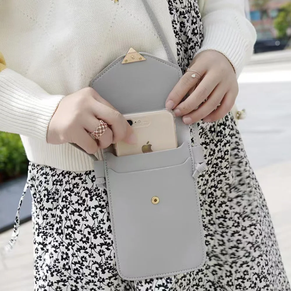 Women Crossbody Bags Leather Shoulder Messenger Bag Universal Screen Touch Cell Phone Cover Satchels Fashion Heart Shape Handbag 
Women Crossbody Bags Leather Shoulder Messenger Bag Universal Screen Touch Cell Phone Cover Satchels Fashion Heart Shape Handbag