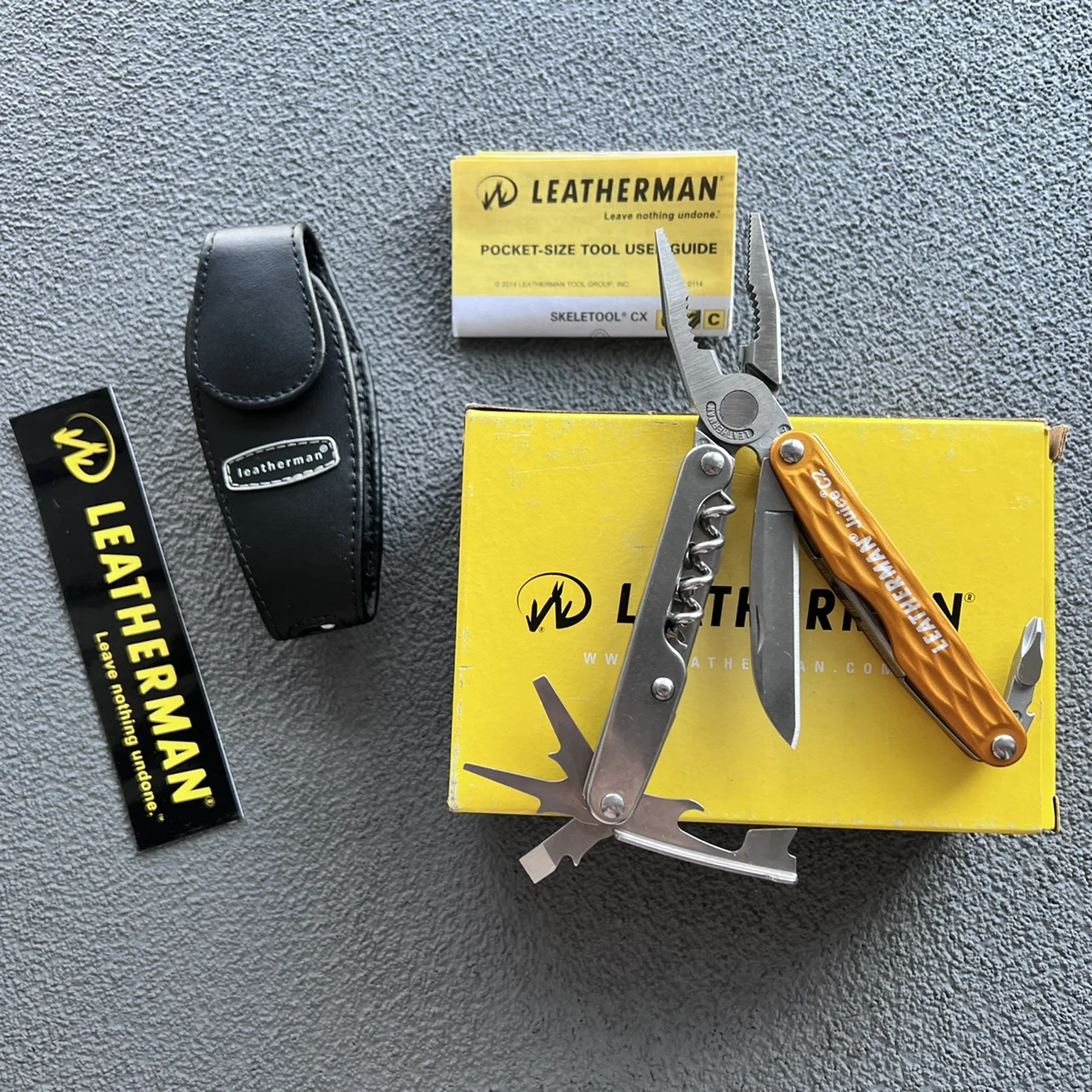 Leatherman Juice Series Outdoor Multi-purpose Combination Tool Pliers Portable Pocket Equipment
Leatherman Juice Series Outdoor Multi-purpose Combination Tool Pliers Portable Pocket Equipment