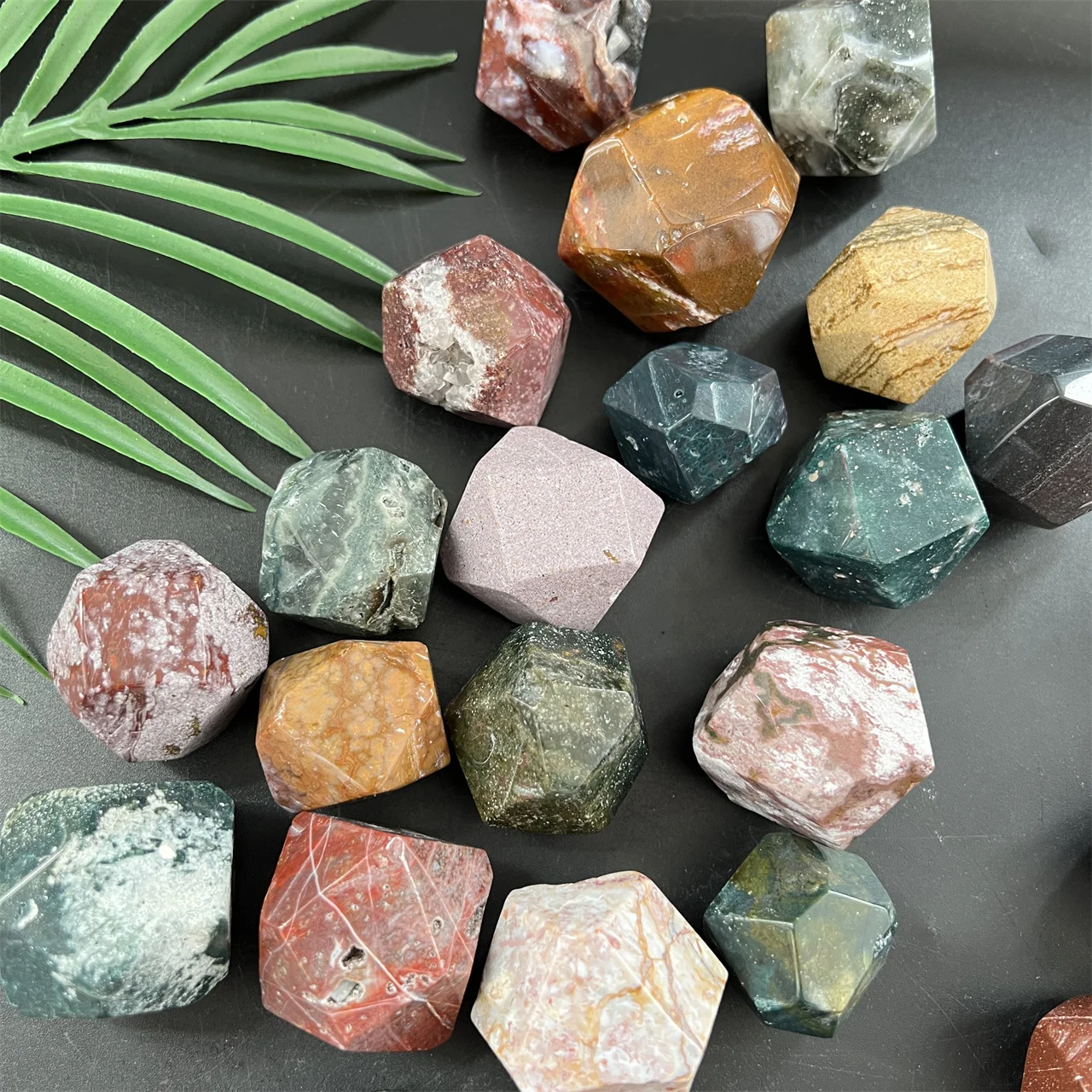 Natural Crystal Crafts Reiki Gemstone Tumbled Stones 3-4 CM Ocean Jasper Polyhedron For Heal Crystal HML
Natural Crystal Crafts Reiki Gemstone Tumbled Stones 3-4 CM Ocean Jasper Polyhedron For Heal Crystal HML