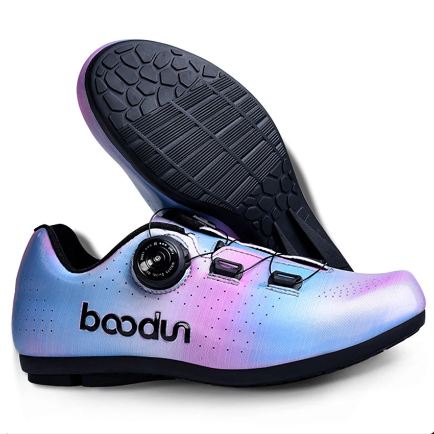 Женские кроссовки со светоотражающими вставками, фиолетовые кроссовки на плоской подошве 
Женские кроссовки со светоотражающими вставками, фиолетовые кроссовки на плоской подошве