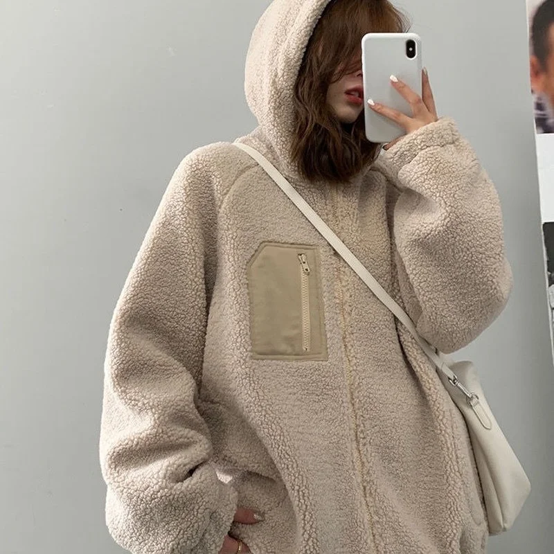 Y2k Women Tops Winter Cardigan Jacket with Hood and Cashmere Lamb Wool Coat Mid Length Polar Fleece Loose Warm Cardigan Jacket
Y2k Women Tops Winter Cardigan Jacket with Hood and Cashmere Lamb Wool Coat Mid Length Polar Fleece Loose Warm Cardigan Jacket