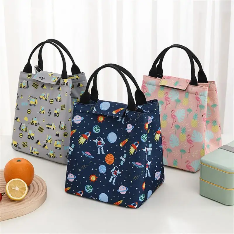 Lunch Bag Striped Bento Bag Multifunctional Picnic Insulation Bag Aluminum Foil Insulation Lunch Box Bag Kitchen Accessories
Lunch Bag Striped Bento Bag Multifunctional Picnic Insulation Bag Aluminum Foil Insulation Lunch Box Bag Kitchen Accessories