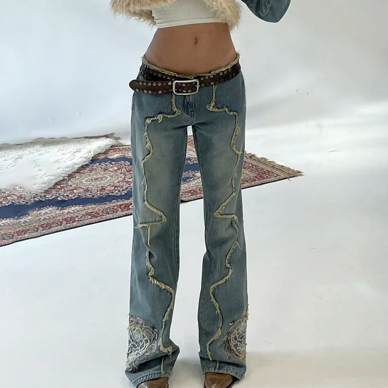 Women's 2022 summer new street INS hot girl style fashion temperament raw edge embroidery low waist old straight jeans
Women's 2022 summer new street INS hot girl style fashion temperament raw edge embroidery low waist old straight jeans