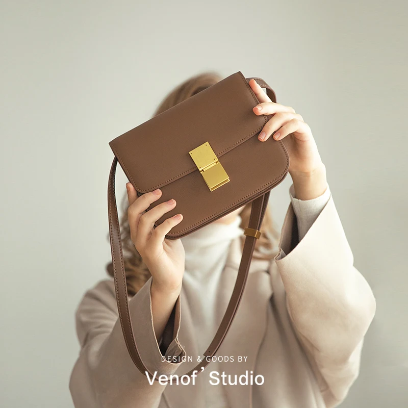 VENOF 2023 Women's Bag High Quality Female Leather Shoulder Crossbody Vintage Small Square Messenger Flap For Women Solid Color
VENOF 2023 Women's Bag High Quality Female Leather Shoulder Crossbody Vintage Small Square Messenger Flap For Women Solid Color