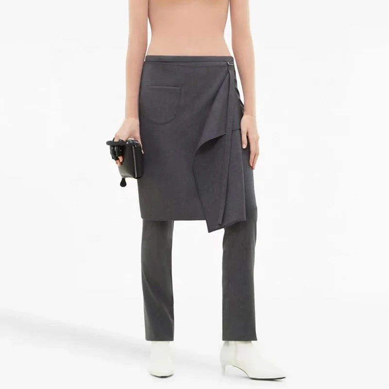 2023 New Autumn Wool Trousers Buckle With Apron Splicing High Waist Casual Pants Straight Suit Pants High Quality Women's Pants
2023 New Autumn Wool Trousers Buckle With Apron Splicing High Waist Casual Pants Straight Suit Pants High Quality Women's Pants