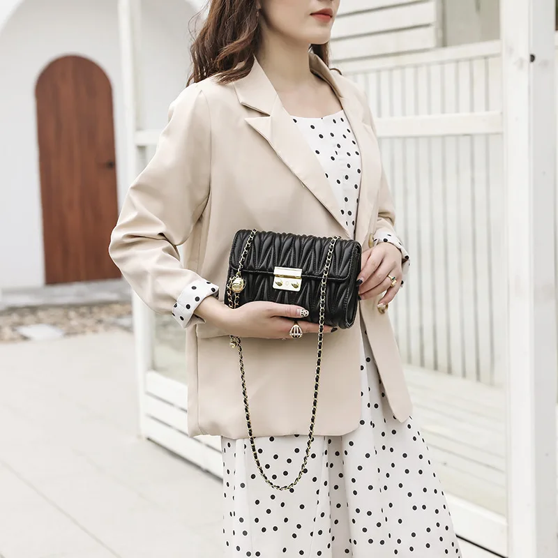 High Quality Women Pu Leather Shoulder Bag Fashion Designer Ladies Messenger Bags New Luxury Female Large Capacity Crossbody Bag
High Quality Women Pu Leather Shoulder Bag Fashion Designer Ladies Messenger Bags New Luxury Female Large Capacity Crossbody Bag