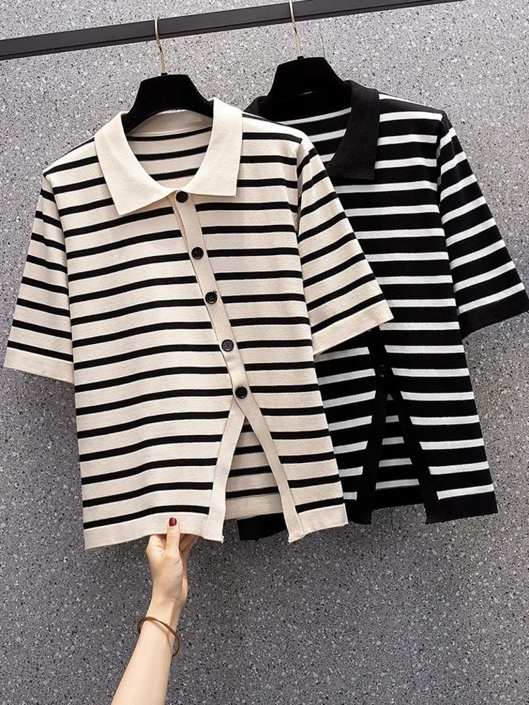 Oversize XL-4XL Split Knitted T-shirt Women 2022 Summer New Loose Short Sleeve Large Tshirt Turn-down Collar Stripe Ice Silk Top
Oversize XL-4XL Split Knitted T-shirt Women 2022 Summer New Loose Short Sleeve Large Tshirt Turn-down Collar Stripe Ice Silk Top