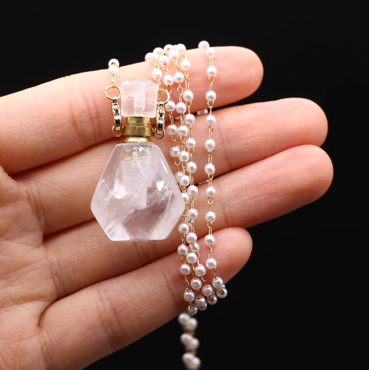 

Essential Oil Diffuser Perfume Bottle Aura Polygon White Crystal Agate Charm Pendulum Gemstone Pendant Necklace Jewelry