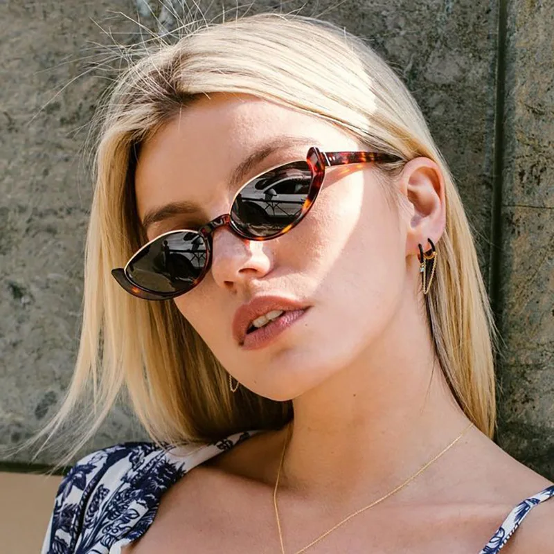 New in Small Cat Eye Sunglasses Women Trendy Classics Vintage Shades Sun Glasses Fashion Luxury Brand Designer Eyewear UV400
New in Small Cat Eye Sunglasses Women Trendy Classics Vintage Shades Sun Glasses Fashion Luxury Brand Designer Eyewear UV400