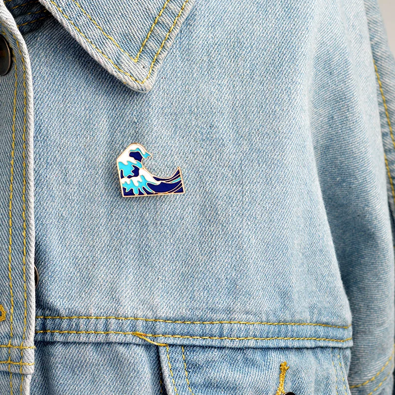 Creative Personality Exquisite Sea Wave Dripping Oil Cartoon Pins Backpack Clothing Accessories Alloy Enamel Lapel Pins Brooches
Creative Personality Exquisite Sea Wave Dripping Oil Cartoon Pins Backpack Clothing Accessories Alloy Enamel Lapel Pins Brooches