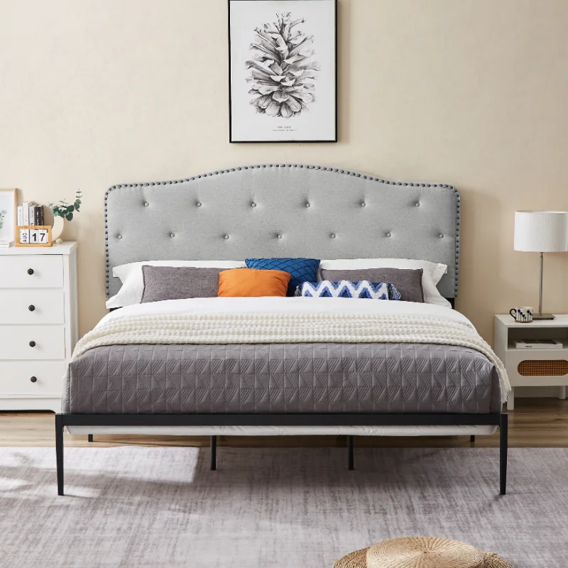 B113 King Size Bed with Beautiful Button-down Headboard Solid Iron Frame High Temperature Paint No Need for Spring Bed
B113 King Size Bed with Beautiful Button-down Headboard Solid Iron Frame High Temperature Paint No Need for Spring Bed
