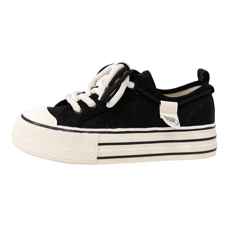 Designer Women's Vulcanize Shoes 2023 Autumn New White Sneakers Fashionable Sports Thick-bottomed Board Shoes 
Designer Women's Vulcanize Shoes 2023 Autumn New White Sneakers Fashionable Sports Thick-bottomed Board Shoes