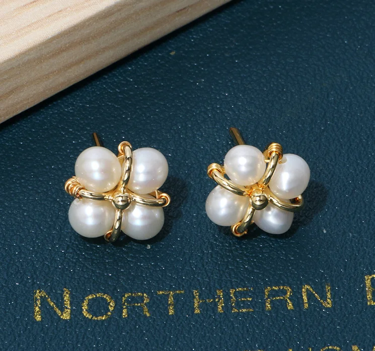 Near Round Freshwater Pearl Earring Handmade Good Quality Four Leaf Clover Stud Earrings For Women
Near Round Freshwater Pearl Earring Handmade Good Quality Four Leaf Clover Stud Earrings For Women