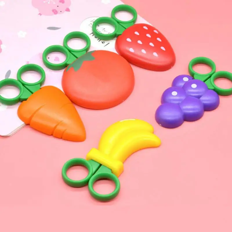 Магнитные Крошечные Ножницы с мультяшными фруктами, детские безопасные ножницы, Клубничные школьные канцелярские ножницы для скрапбукинга, бумажных поделок, «сделай сам»
Магнитные Крошечные Ножницы с мультяшными фруктами, детские безопасные ножницы, Клубничные школьные канцелярские ножницы для скрапбукинга, бумажных поделок, «сделай сам»