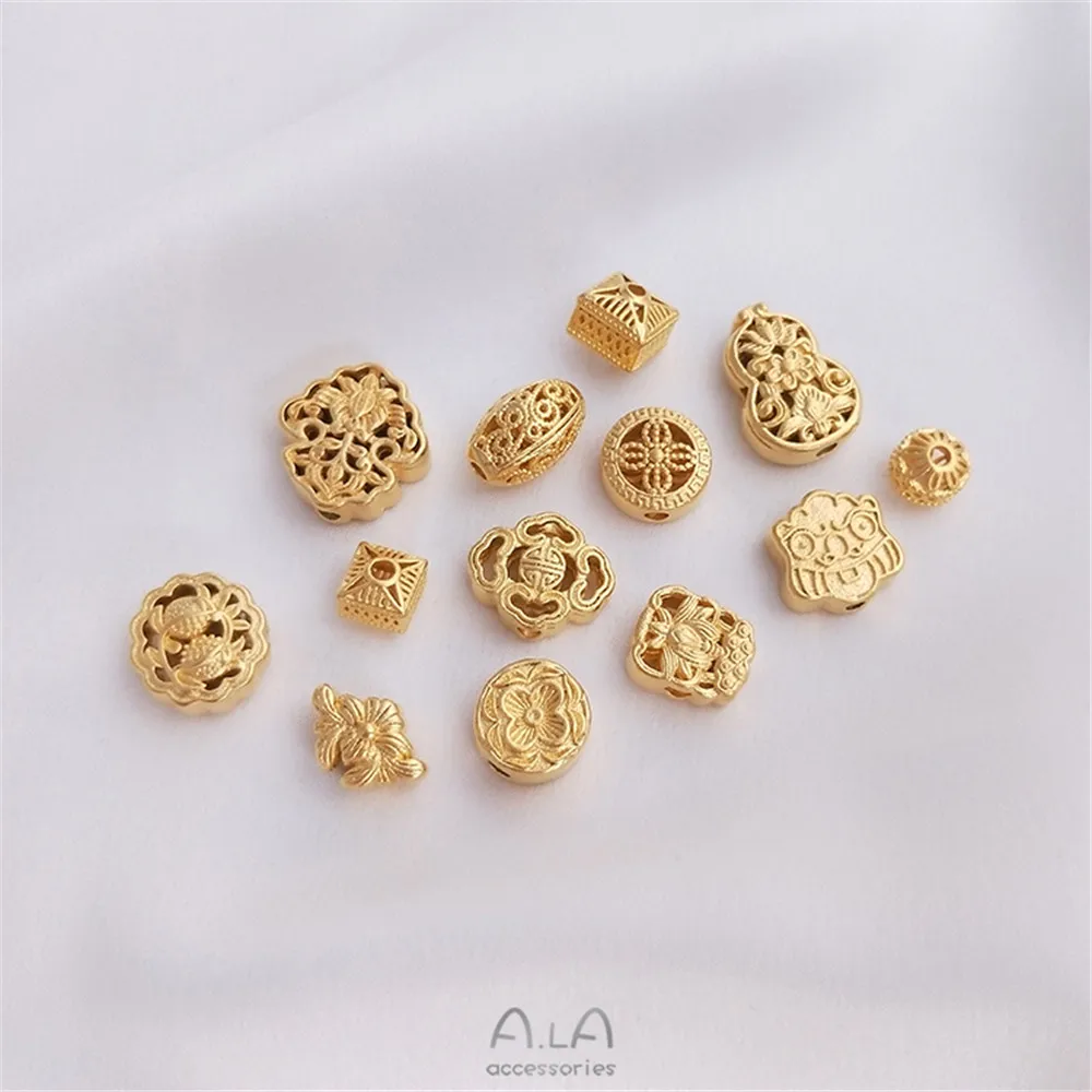 Shajin flat circular barrel shaped lion gourd separated by beads Lutong pendant manual DIY jewelry with beads accessories
Shajin flat circular barrel shaped lion gourd separated by beads Lutong pendant manual DIY jewelry with beads accessories