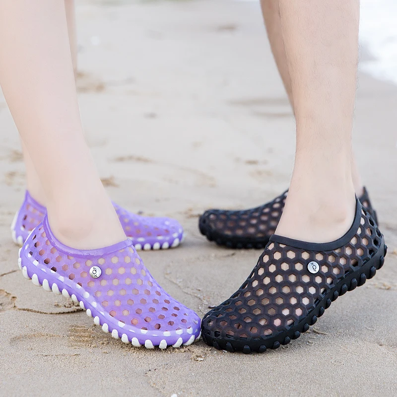 Men's Sandals 2022 New Women's Slippers Classic Baotou Shoes Summer Outdoor Beach Shoes Sports Couple Shoes Breathable Shoes
Men's Sandals 2022 New Women's Slippers Classic Baotou Shoes Summer Outdoor Beach Shoes Sports Couple Shoes Breathable Shoes