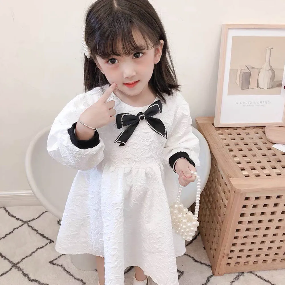 Baby Girls Dresses 2022 Children's Party Pageant Dress Princess Wedding Lace Dresses Girls Bowknot Long Sleeves Vestido 2-7years 
Baby Girls Dresses 2022 Children's Party Pageant Dress Princess Wedding Lace Dresses Girls Bowknot Long Sleeves Vestido 2-7years