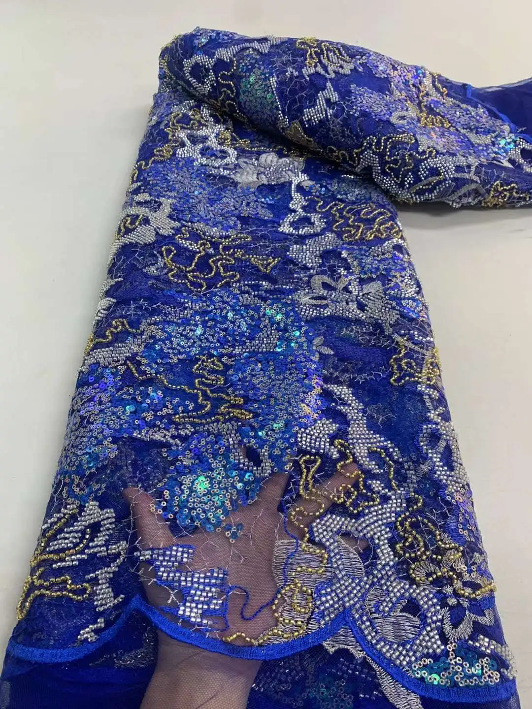 Luxurious African Sequins Beaded Groom Tulle Lace Fabric 2022 High Quality Embroidery French Nigerian Mesh Tulle Lace For Dress
Luxurious African Sequins Beaded Groom Tulle Lace Fabric 2022 High Quality Embroidery French Nigerian Mesh Tulle Lace For Dress
