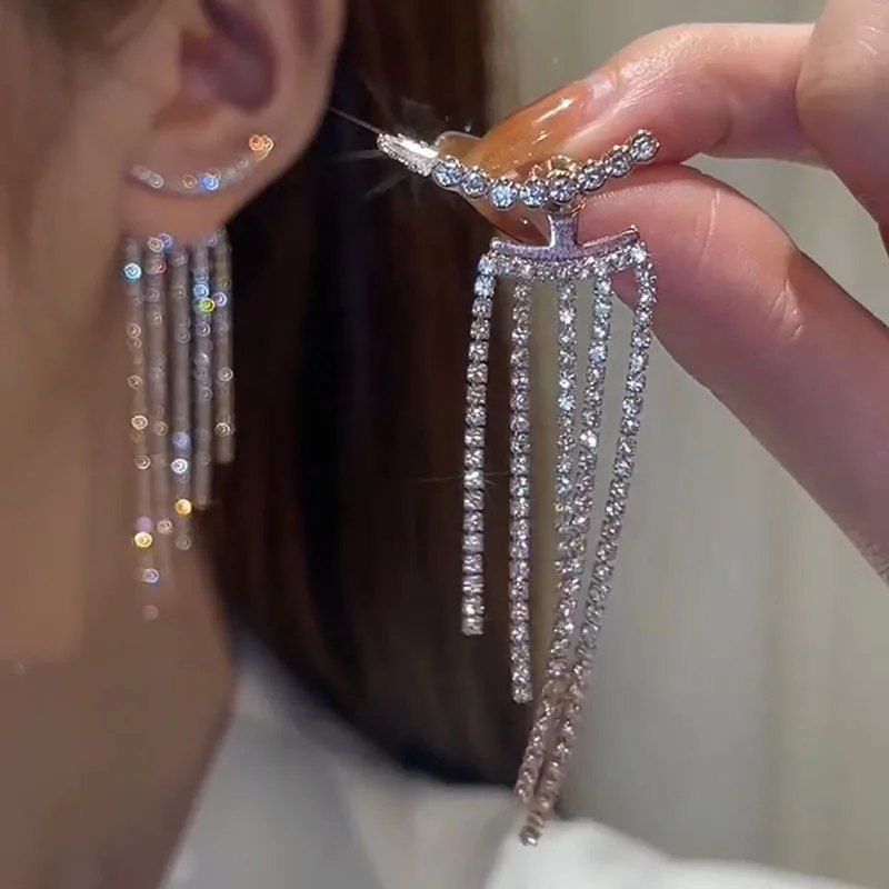 Luxury Women's Earrings Rhinestone Fringe Hanging Zircon Earrings New Shiny Wedding Statement Party Jewelry Gifts
Luxury Women's Earrings Rhinestone Fringe Hanging Zircon Earrings New Shiny Wedding Statement Party Jewelry Gifts
