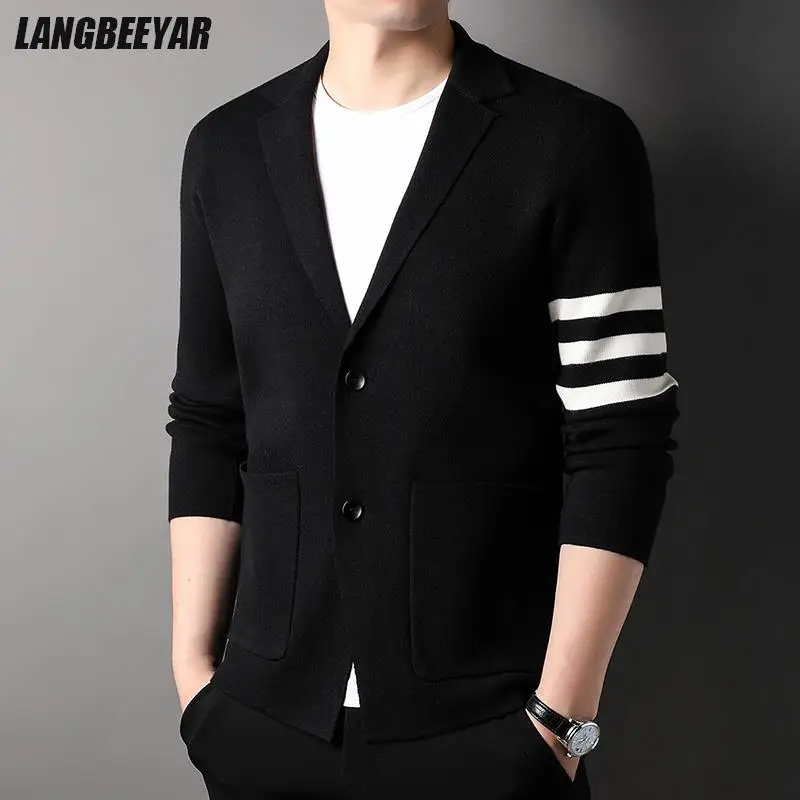 Top Grade Brand Designer 2022 New Fashion Knit Korean Cardigan For Men Sweater Plain Autum Casual Coats Jacket Mens Clothing
Top Grade Brand Designer 2022 New Fashion Knit Korean Cardigan For Men Sweater Plain Autum Casual Coats Jacket Mens Clothing