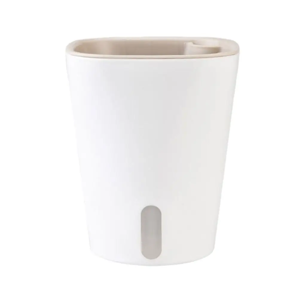 Пластиковый самополивающийся цветочный горшок
Пластиковый самополивающийся цветочный горшок