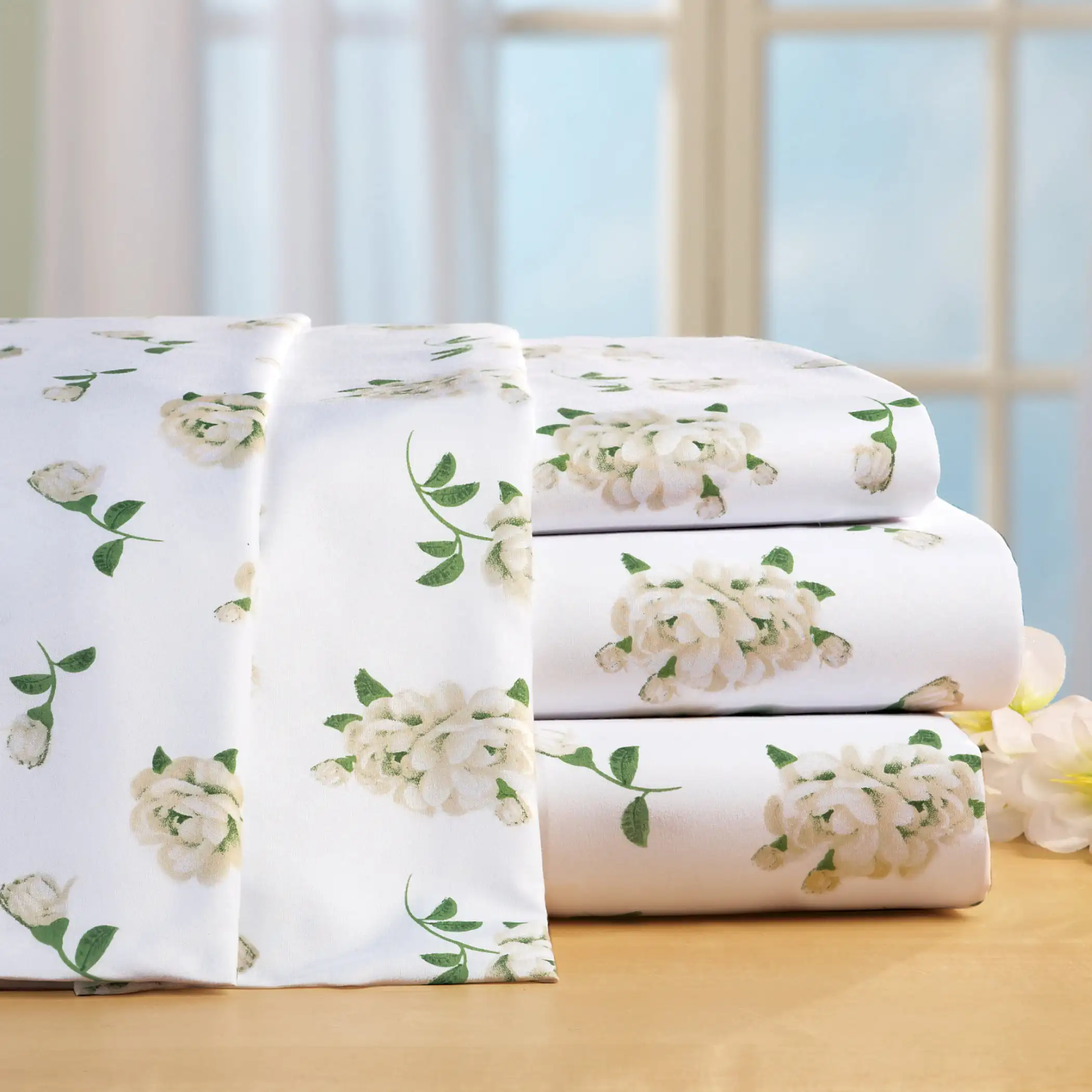 Floral Microfiber Bed Sheet Set, White, King Fitted Cover Bed Sheet Bedding Sets
Floral Microfiber Bed Sheet Set, White, King Fitted Cover Bed Sheet Bedding Sets
