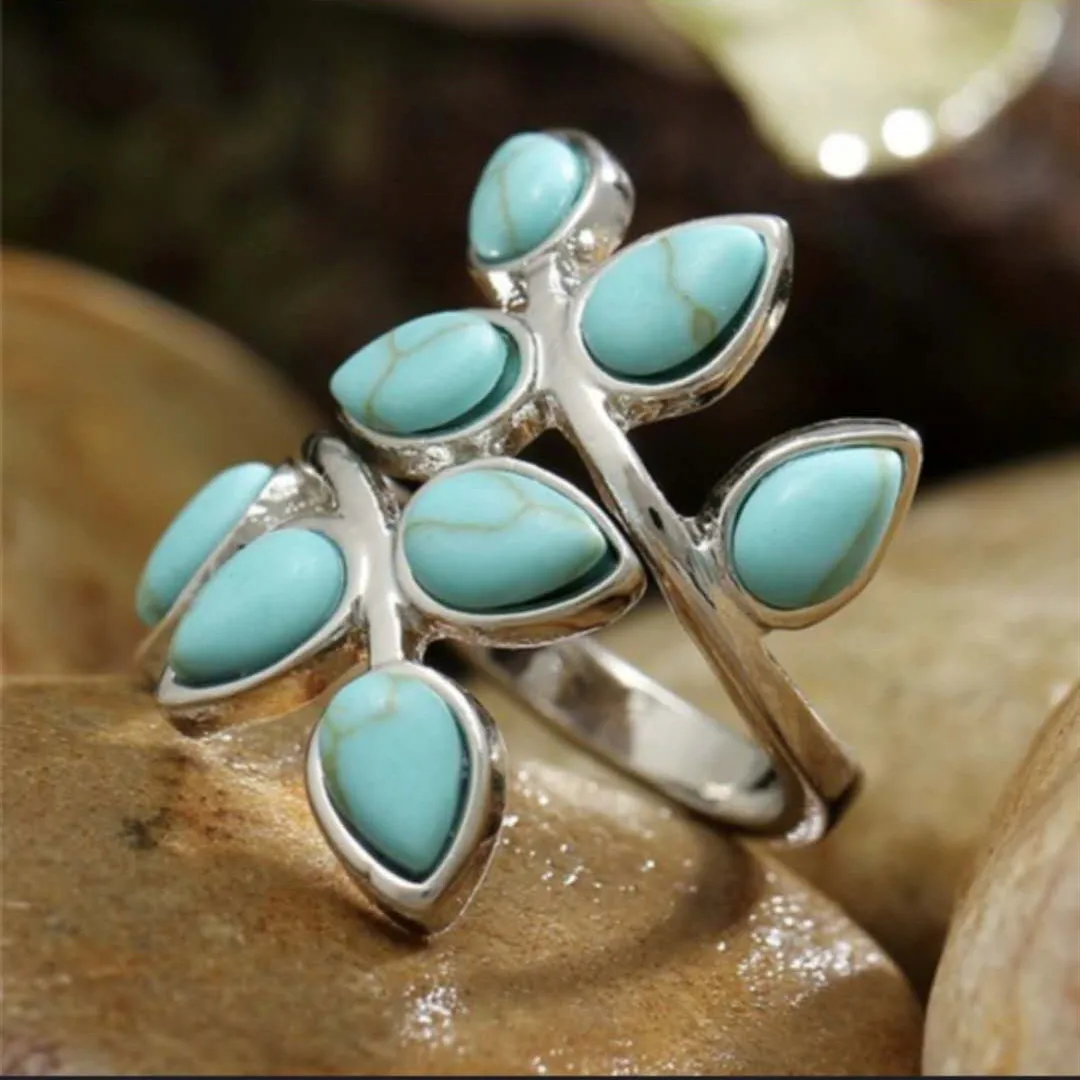 Fashion Simple Open Design Leaf Ring European and American Personality Wedding Ring Women Green Leaf Ring Women Jewelry
Fashion Simple Open Design Leaf Ring European and American Personality Wedding Ring Women Green Leaf Ring Women Jewelry