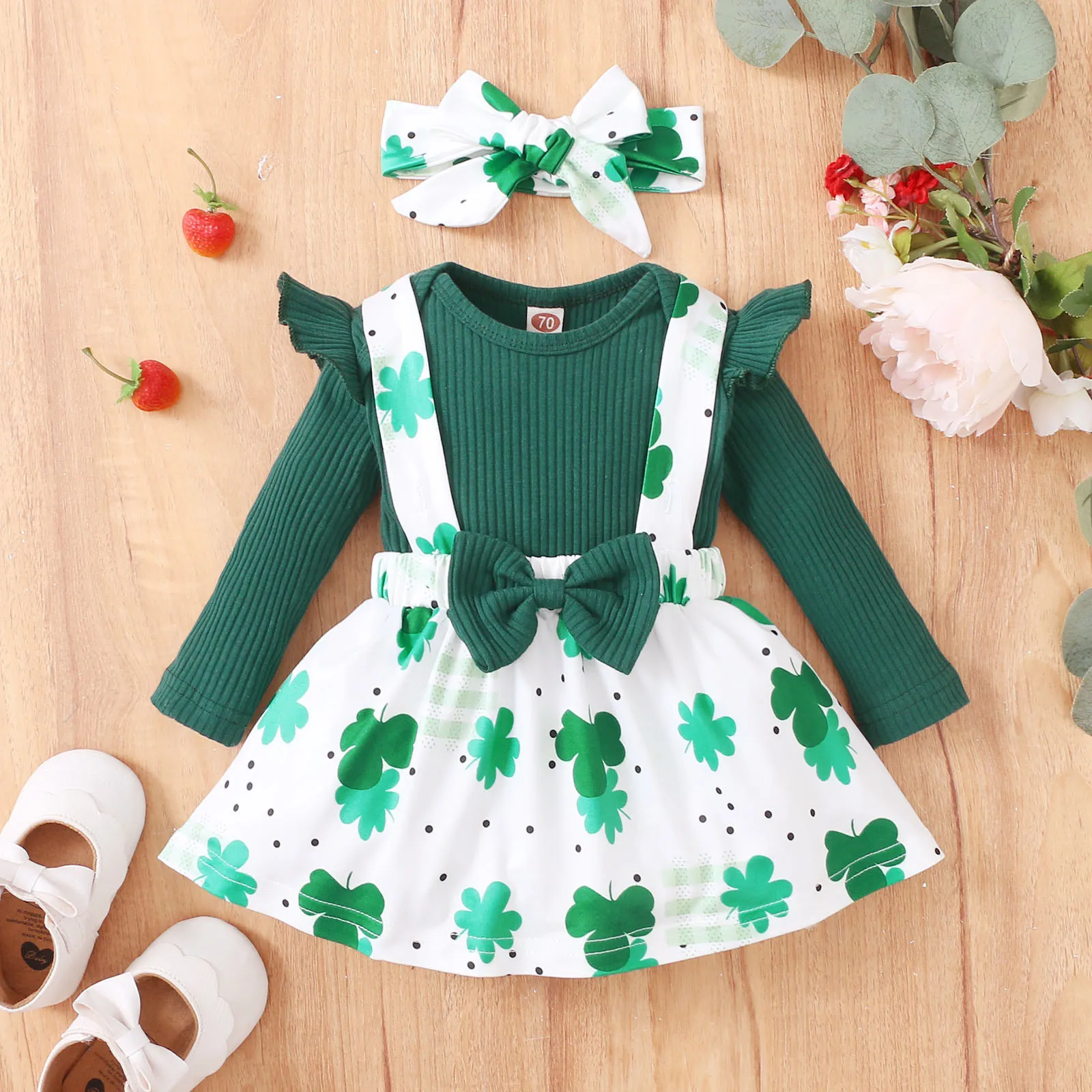 3 шт., детский костюм с юбкой и повязкой на голову
3 шт., детский костюм с юбкой и повязкой на голову