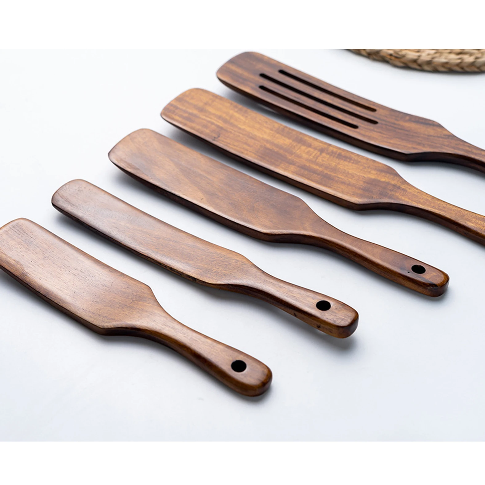 GGbom bamboo and wood tableware European style Acacia wood 5-piece set teak spatula flat shovel three-line shovel wood stir-fry
GGbom bamboo and wood tableware European style Acacia wood 5-piece set teak spatula flat shovel three-line shovel wood stir-fry