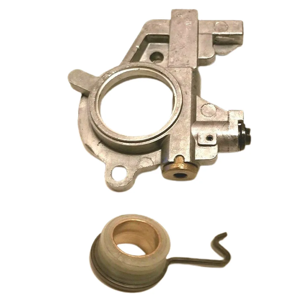 Oil Pump For Stihl MS341 MS361 MS362 Chainsaw Oil Pump + Worm And Spring 1135 640 3200 Chainsaw Parts Garden Accessories
Oil Pump For Stihl MS341 MS361 MS362 Chainsaw Oil Pump + Worm And Spring 1135 640 3200 Chainsaw Parts Garden Accessories
