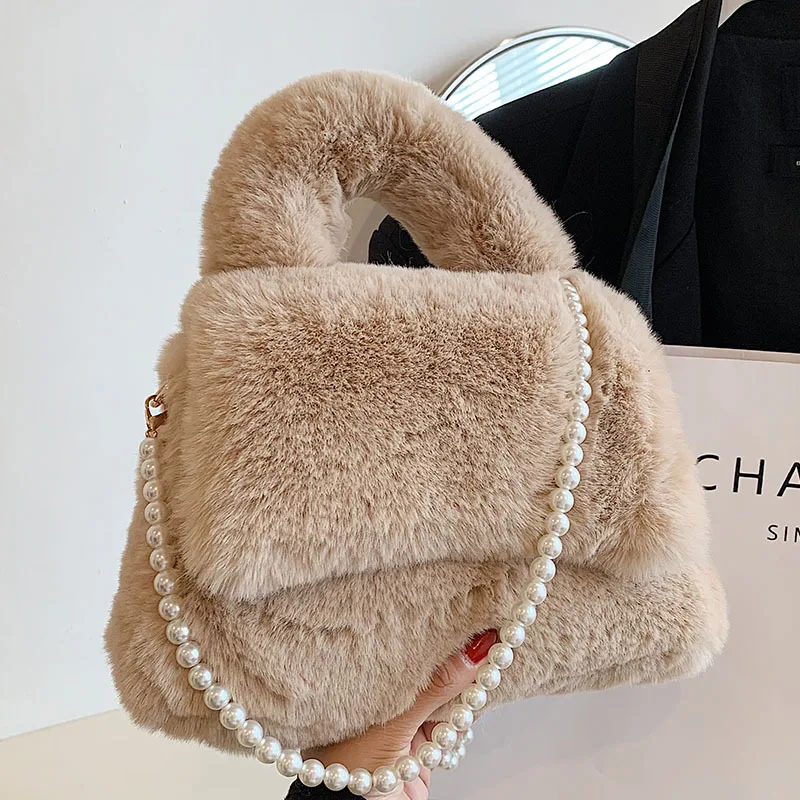 Korean New Plush Shoulder Crossbody Women's Bag 2023 Fashion Large Soft Fluffy Winter Student Female Pearl Tote Bag Lady Handbag
Korean New Plush Shoulder Crossbody Women's Bag 2023 Fashion Large Soft Fluffy Winter Student Female Pearl Tote Bag Lady Handbag