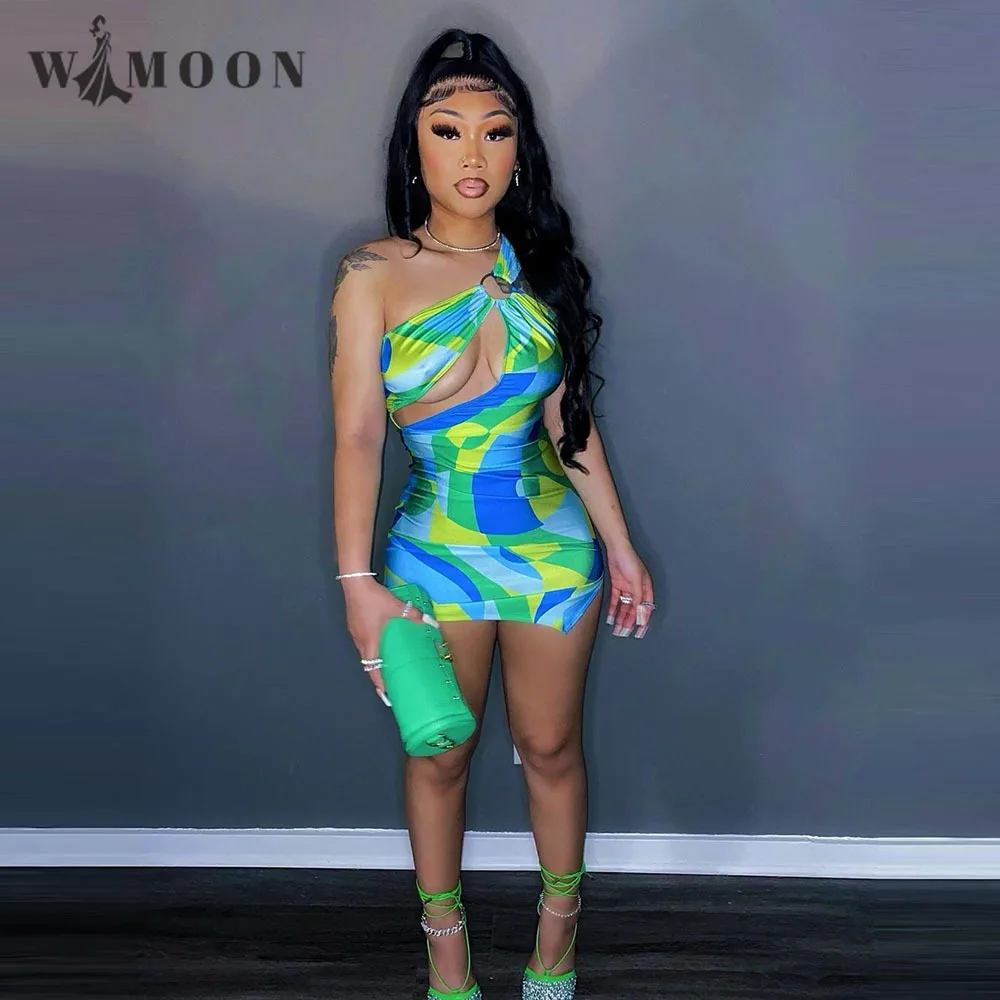Hollow Steel Ring High Waist Sexy Dress 2022 Summer New Printed Club One-Shoulder Club Party Outfits High Street Bodycon Dress
Hollow Steel Ring High Waist Sexy Dress 2022 Summer New Printed Club One-Shoulder Club Party Outfits High Street Bodycon Dress