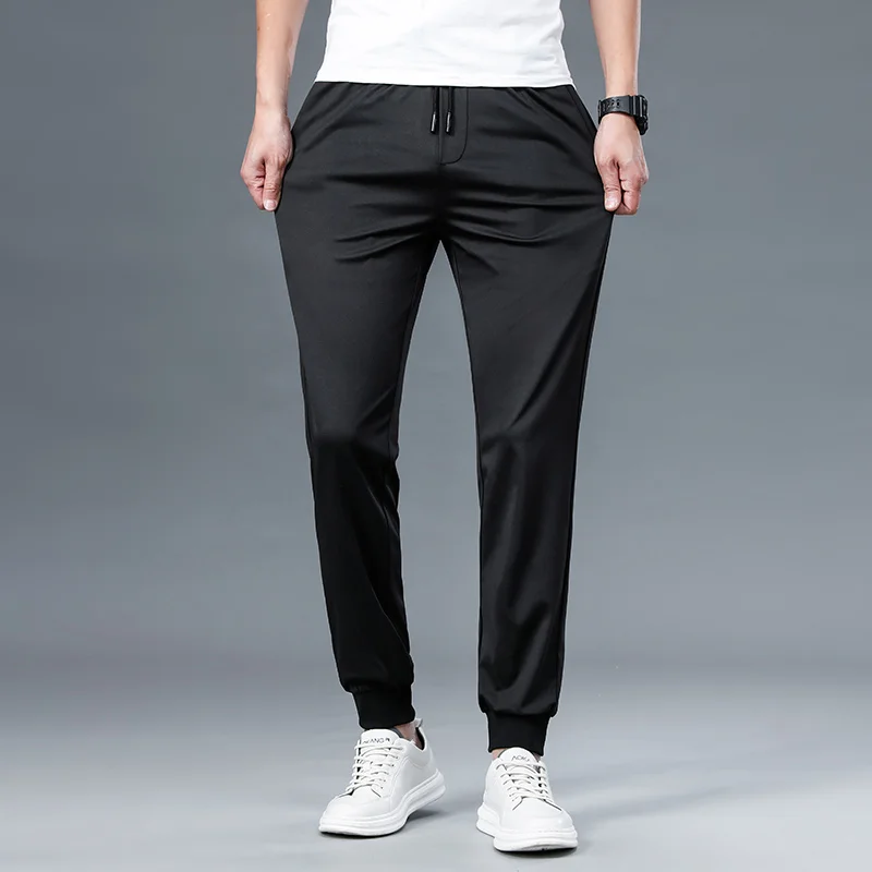2022 Spring Summer New Jogger Pants Men Fashion Drawstring Casual Pants Knitted Fabric Threaded Foot Thin Trousers Male Brand
2022 Spring Summer New Jogger Pants Men Fashion Drawstring Casual Pants Knitted Fabric Threaded Foot Thin Trousers Male Brand