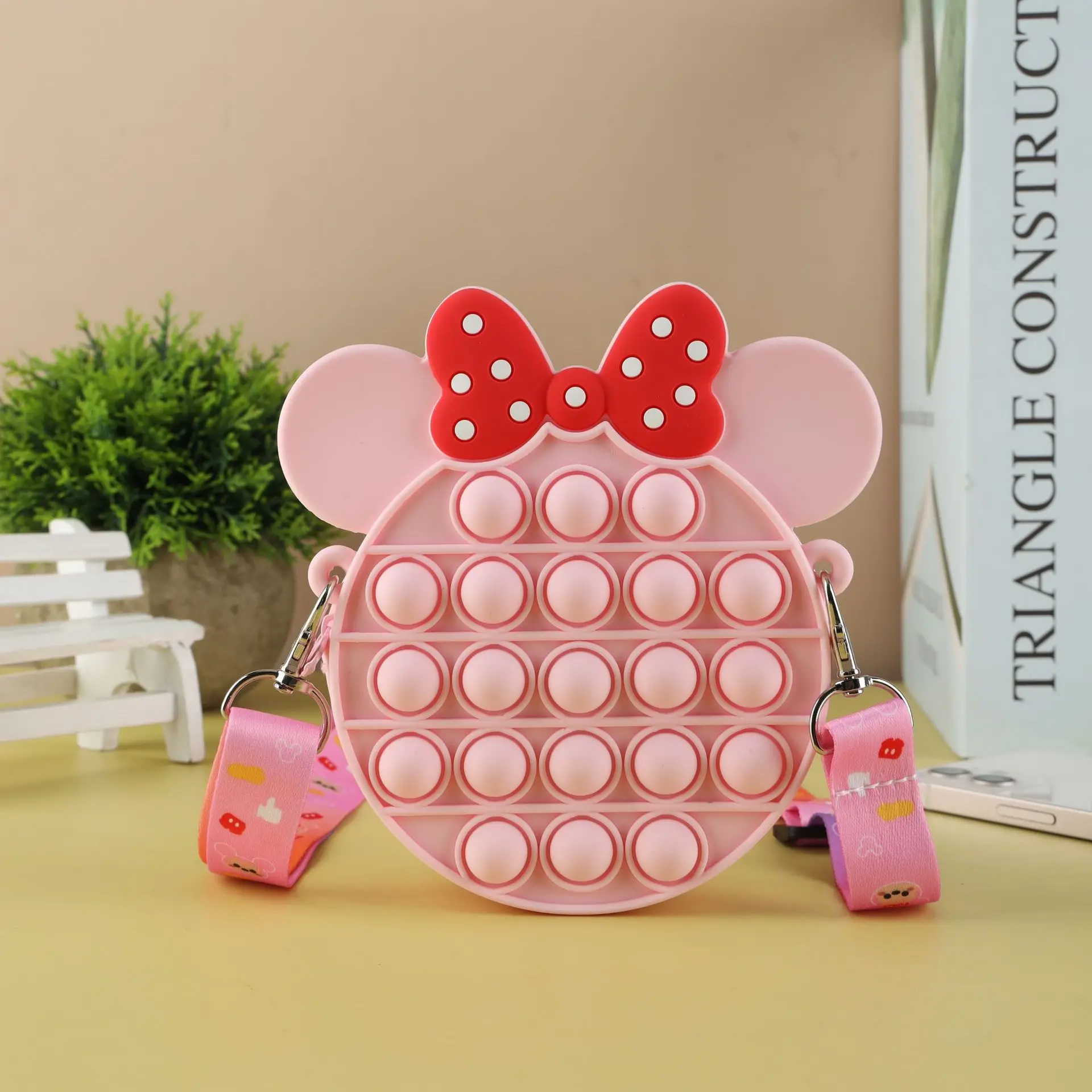 2 pcs Push Itting Popper Bubbles Pop Bag Simple Styles Cute Mouse Coins Purse Cross Body Pencil Case Fidget Toys Itting Pop Bag
2 pcs Push Itting Popper Bubbles Pop Bag Simple Styles Cute Mouse Coins Purse Cross Body Pencil Case Fidget Toys Itting Pop Bag