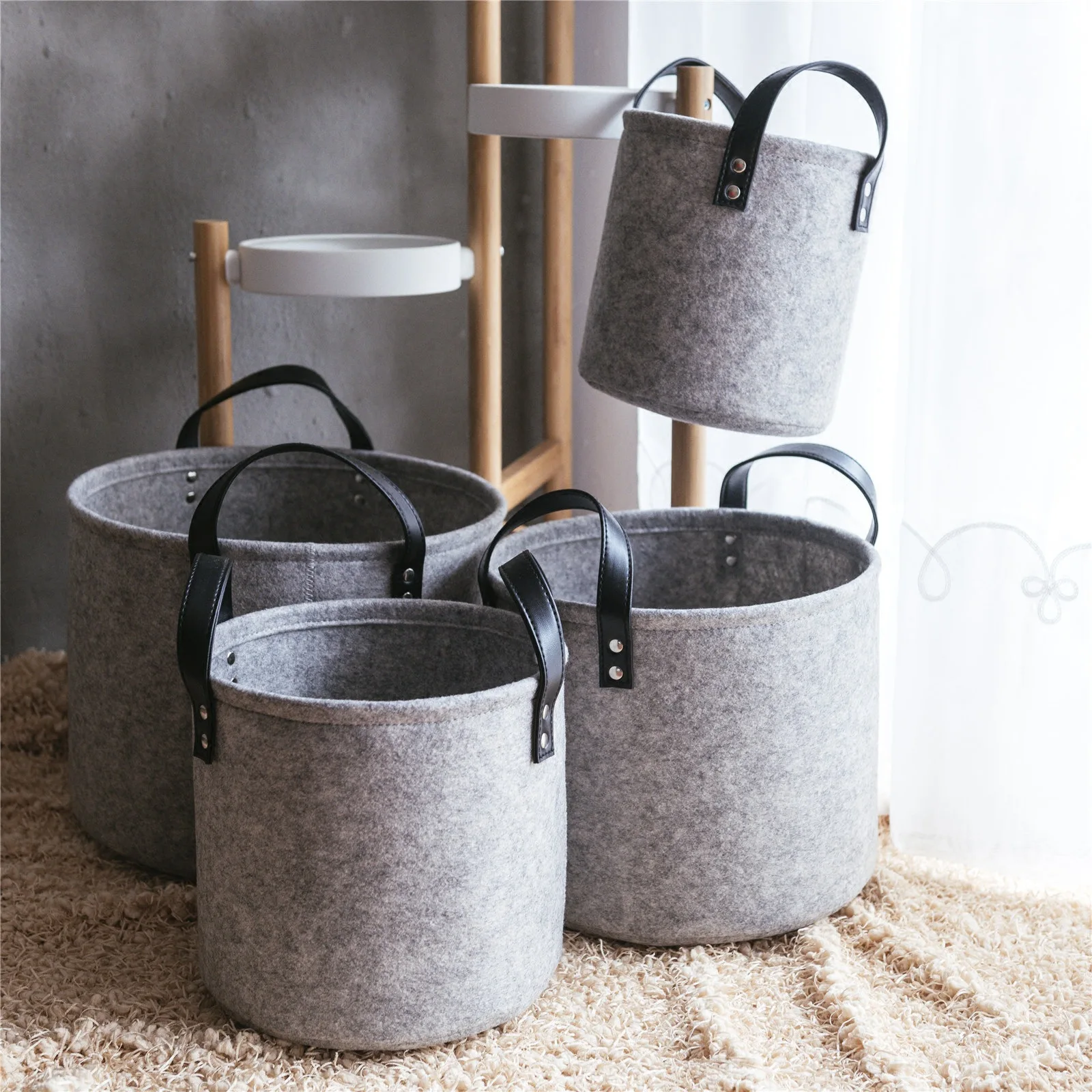 Felt Storage Barrel Leather Handle Portable Dirty Clothes Storage Basket Children Toy Storage Basket Washing Laundry BasketZB549
Felt Storage Barrel Leather Handle Portable Dirty Clothes Storage Basket Children Toy Storage Basket Washing Laundry BasketZB549
